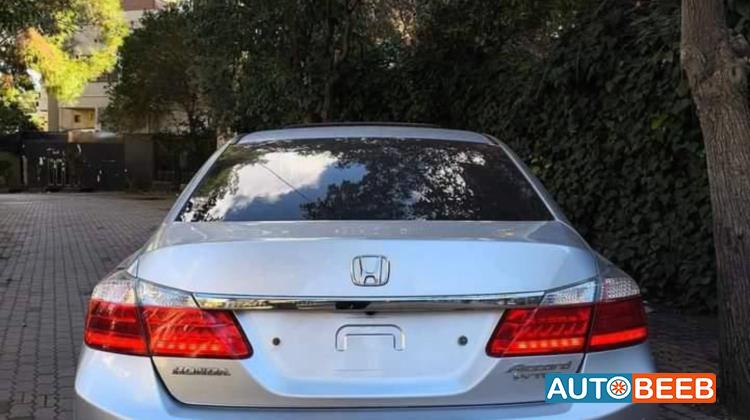 هوندا اكورد 2013