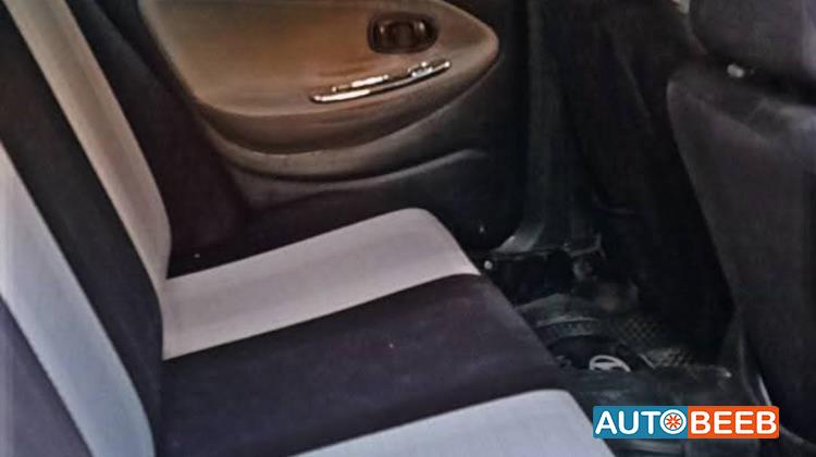 هيونداي افانتي 1997