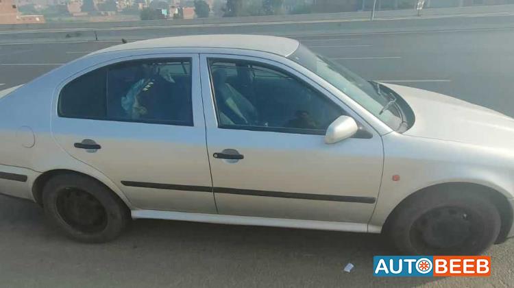 سكودا اوكتافيا 1999