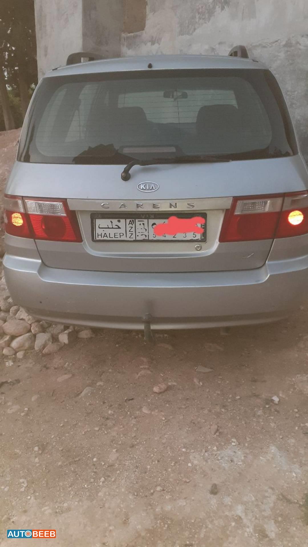 كيا كارينز 2002