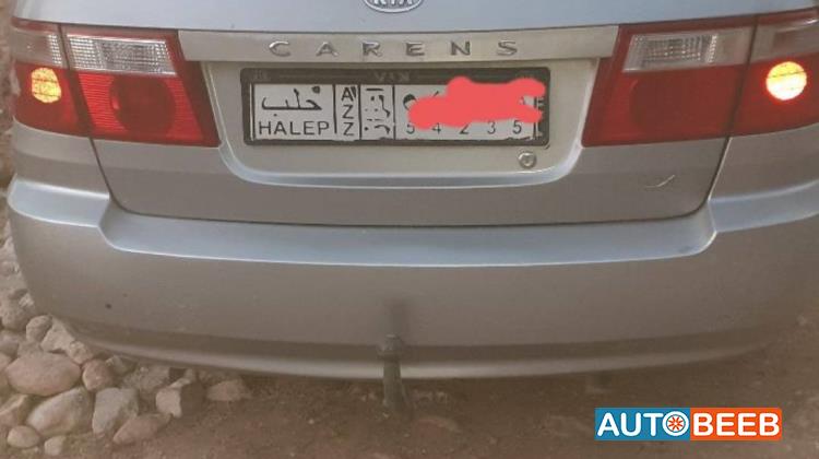 كيا كارينز 2002