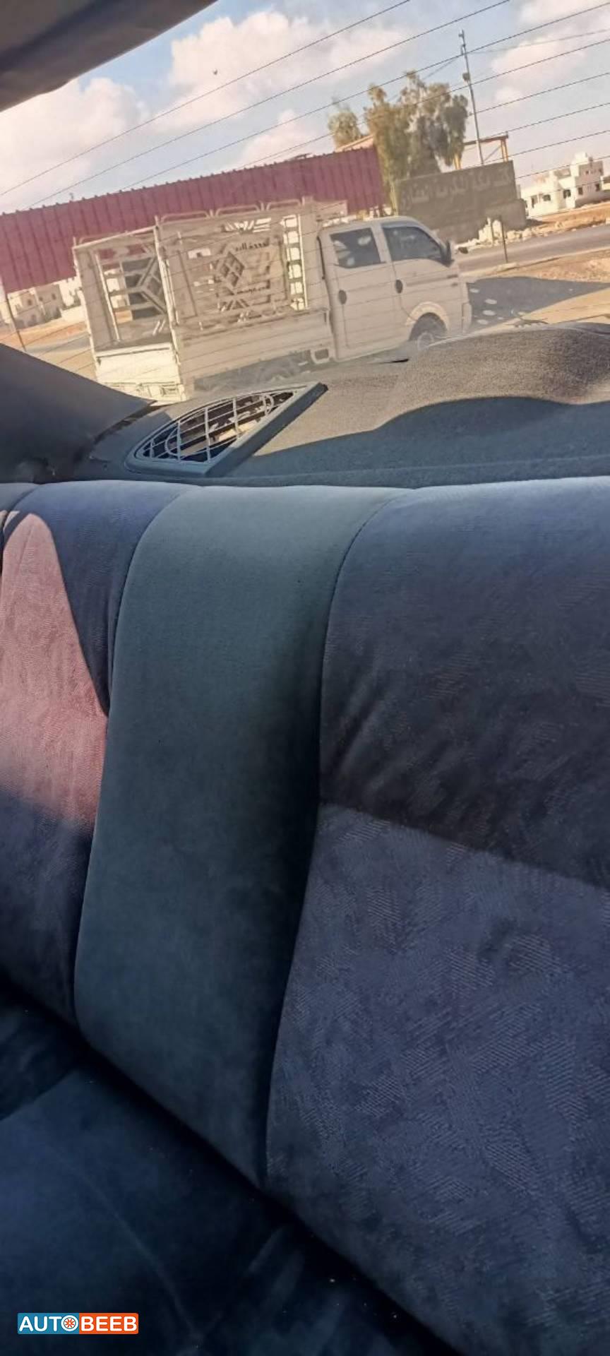 تويوتا كورولا 1995