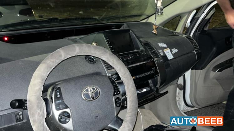 تويوتا بريوس 2009