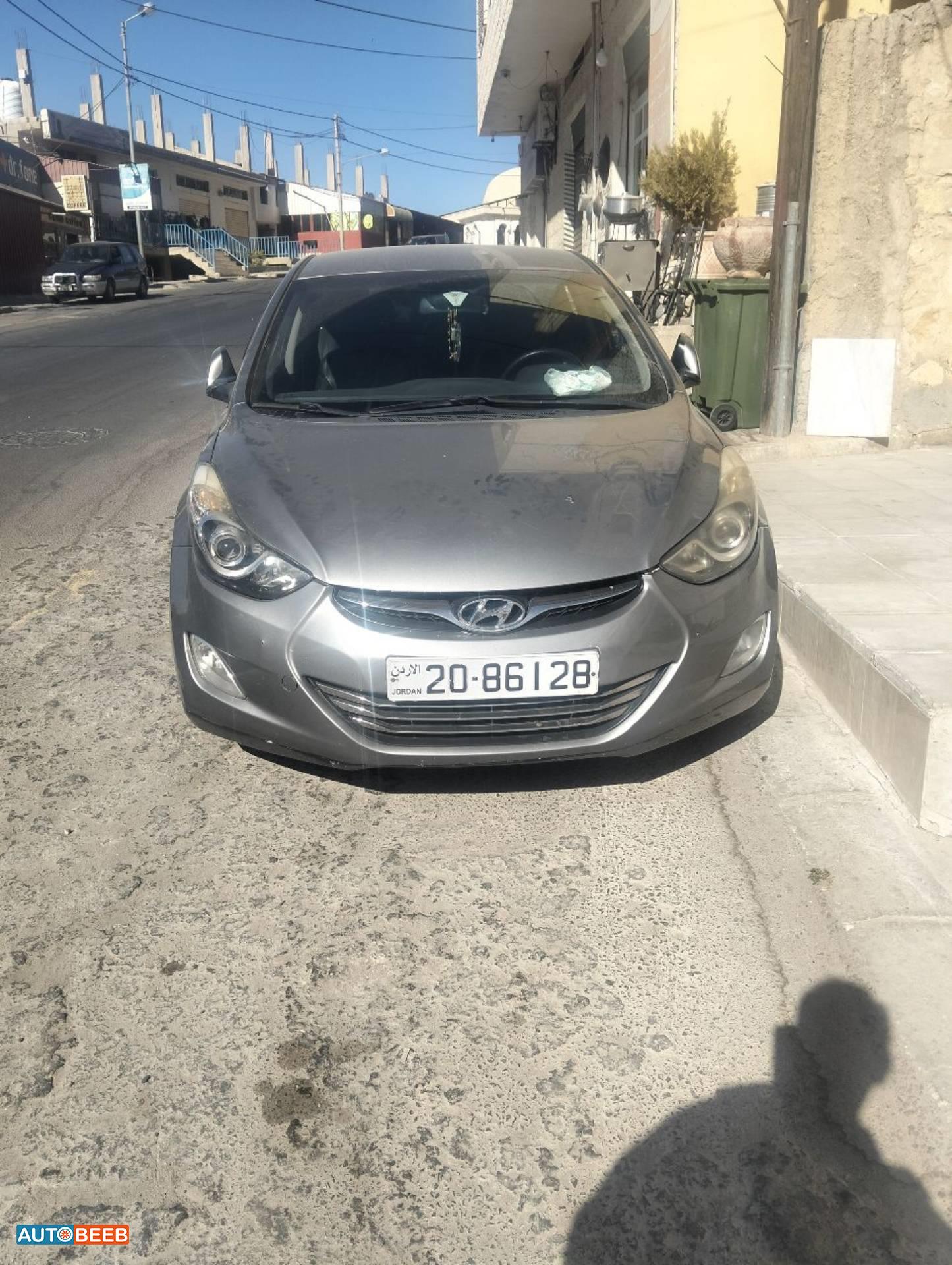 هيونداي افانتي 2011