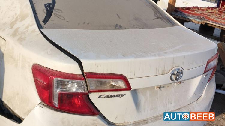 تويوتا كامري 2014