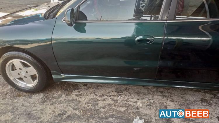 هيونداي افانتي 1995