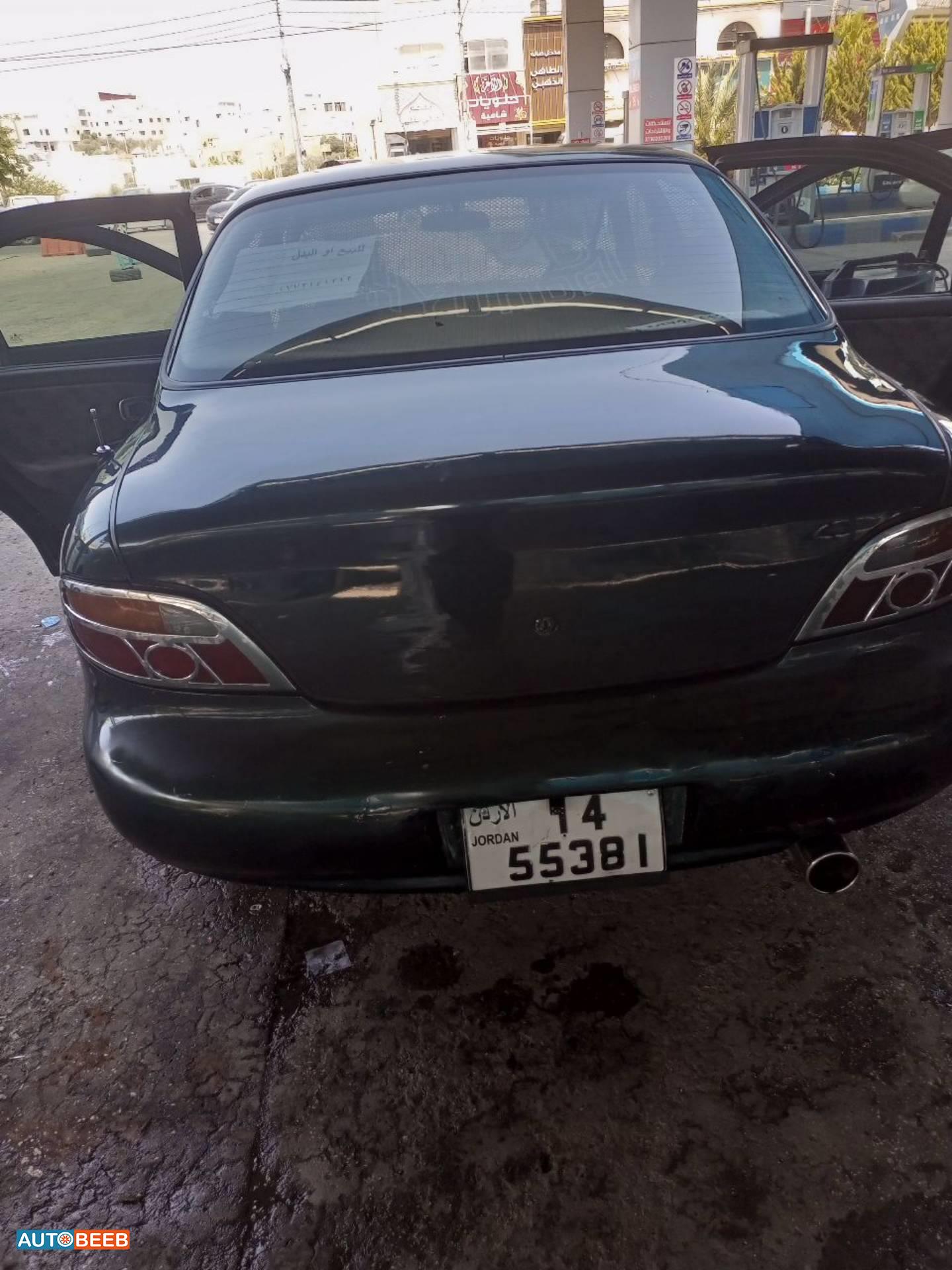 هيونداي افانتي 1995