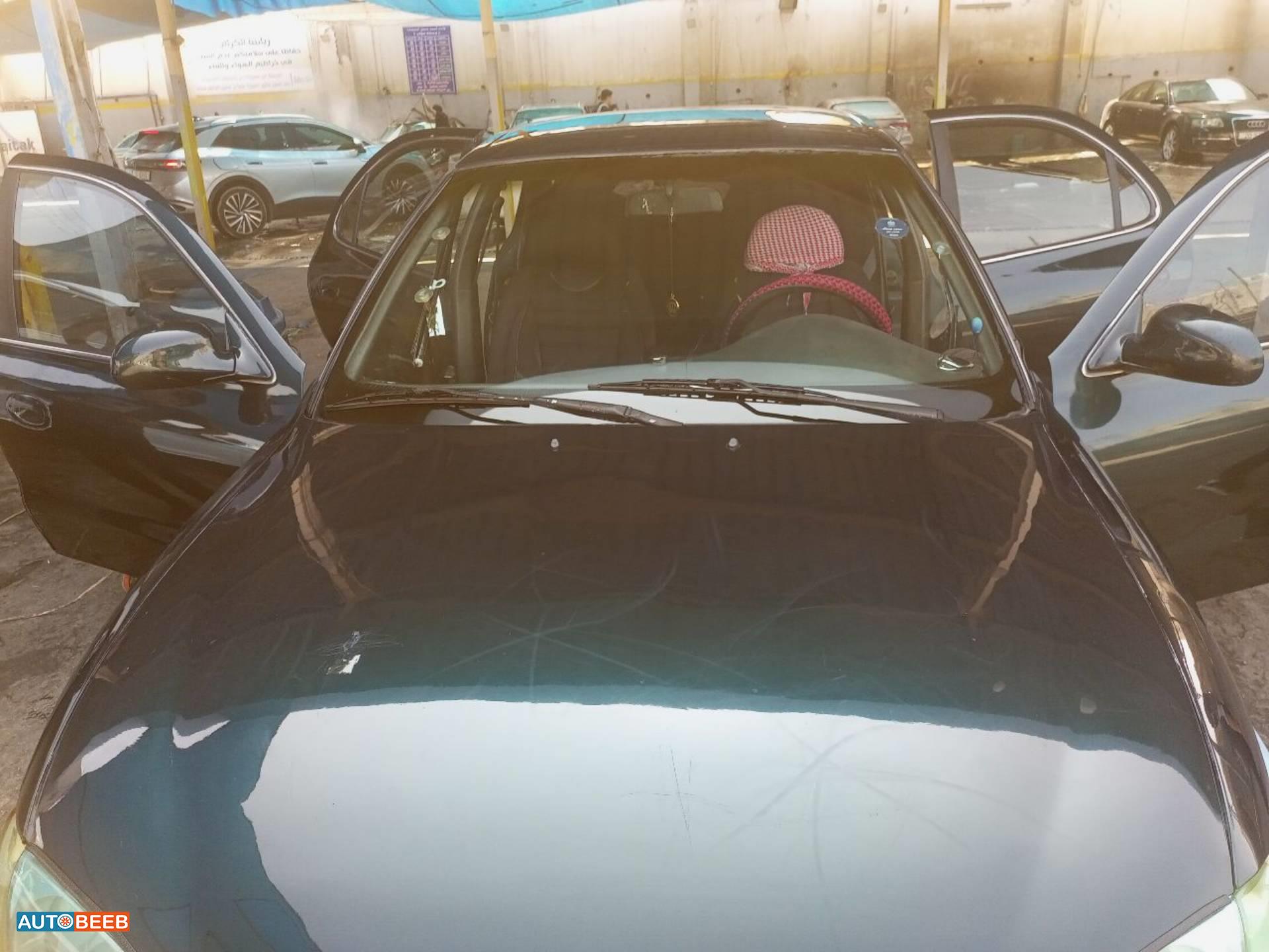 هيونداي افانتي 1995