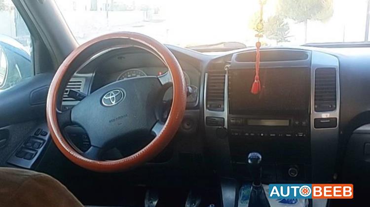 Toyota Prado 2003