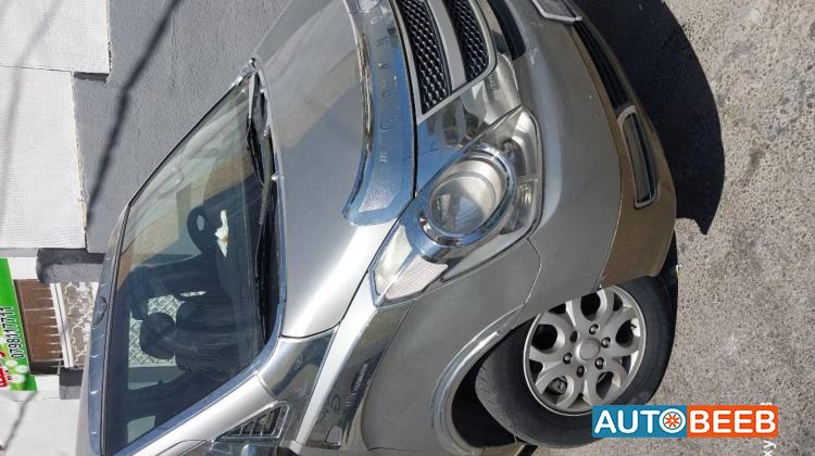 ميني باص هيونداي 2012