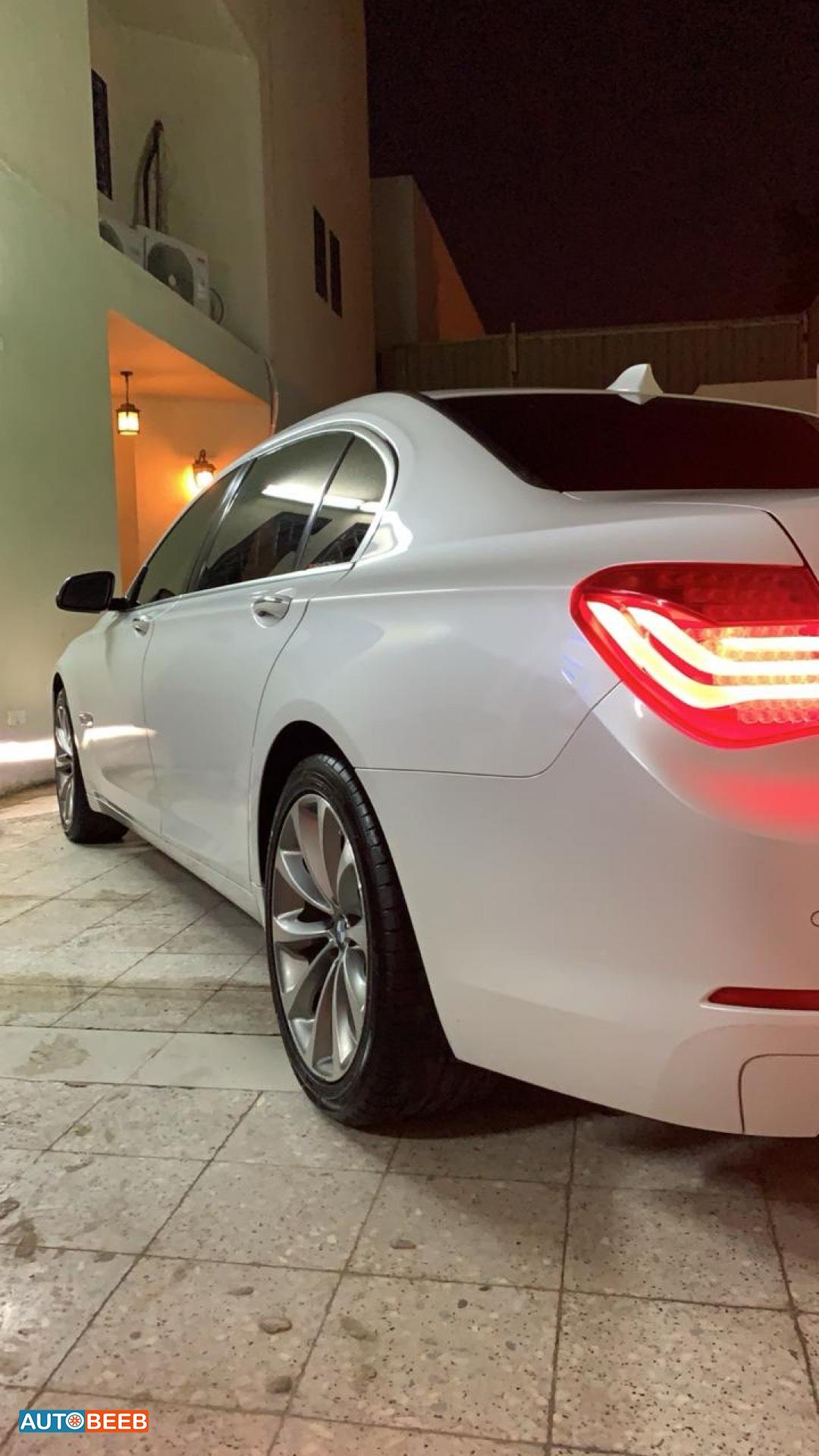 بي ام دبليو 730 2015