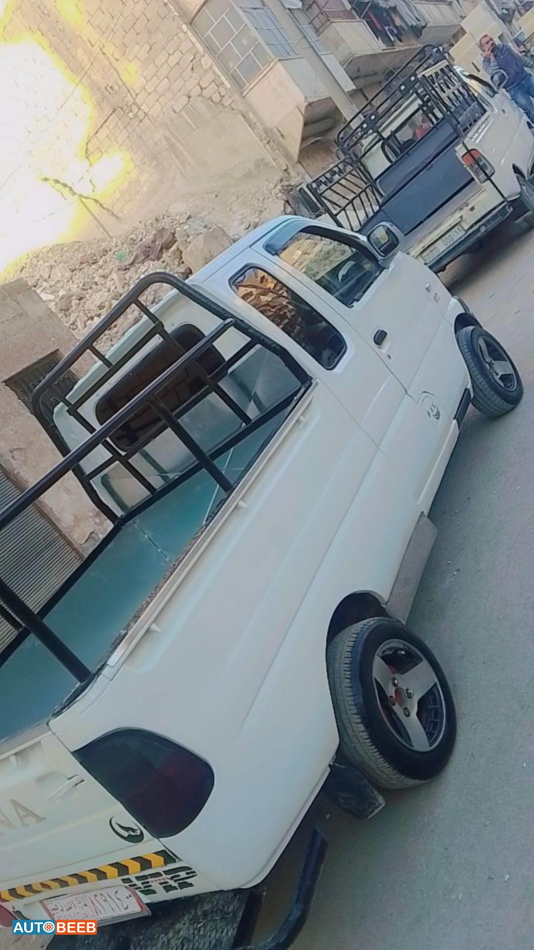 سوزوكي R واغون 2005