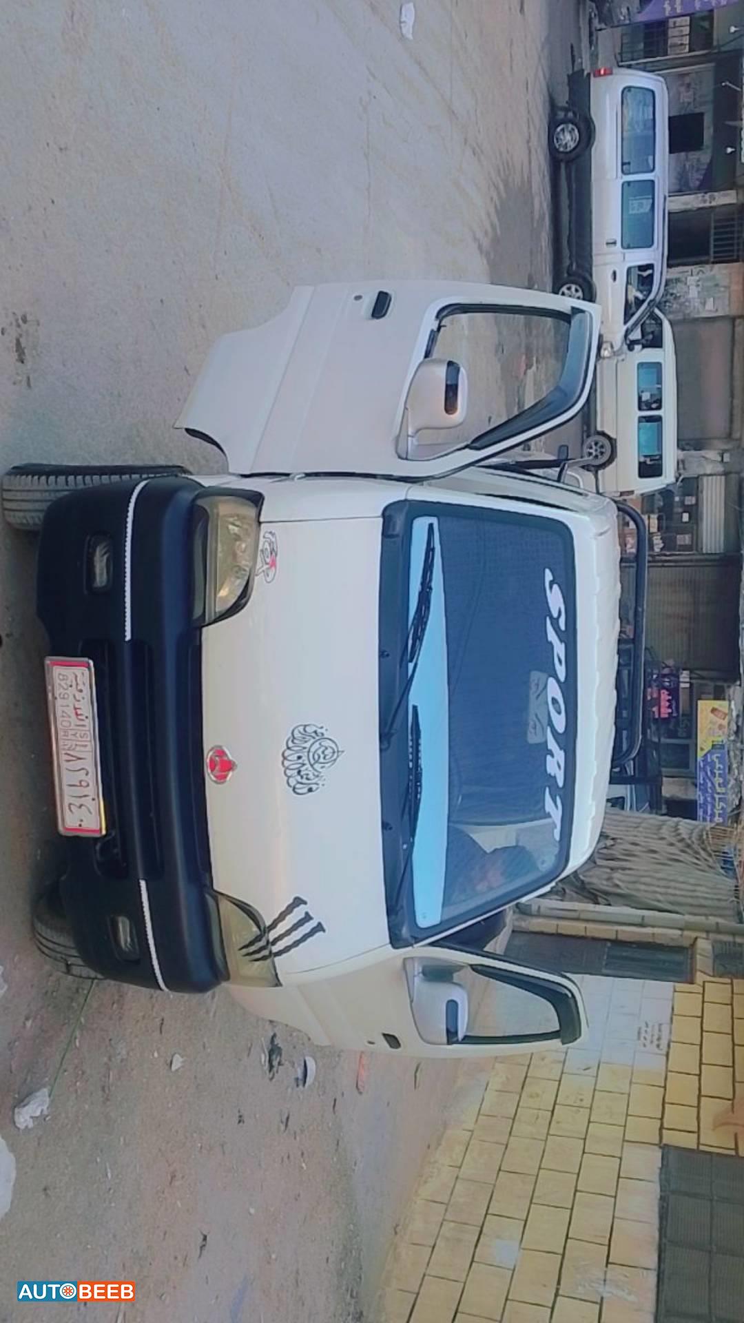 سوزوكي R واغون 2005