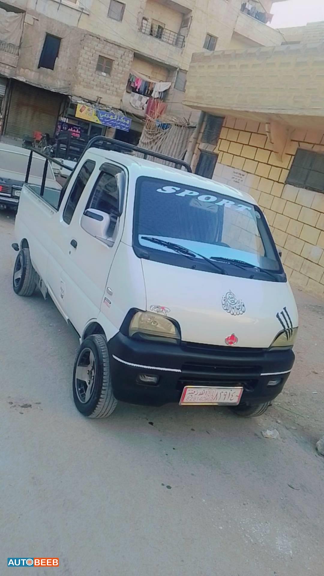 سوزوكي R واغون 2005