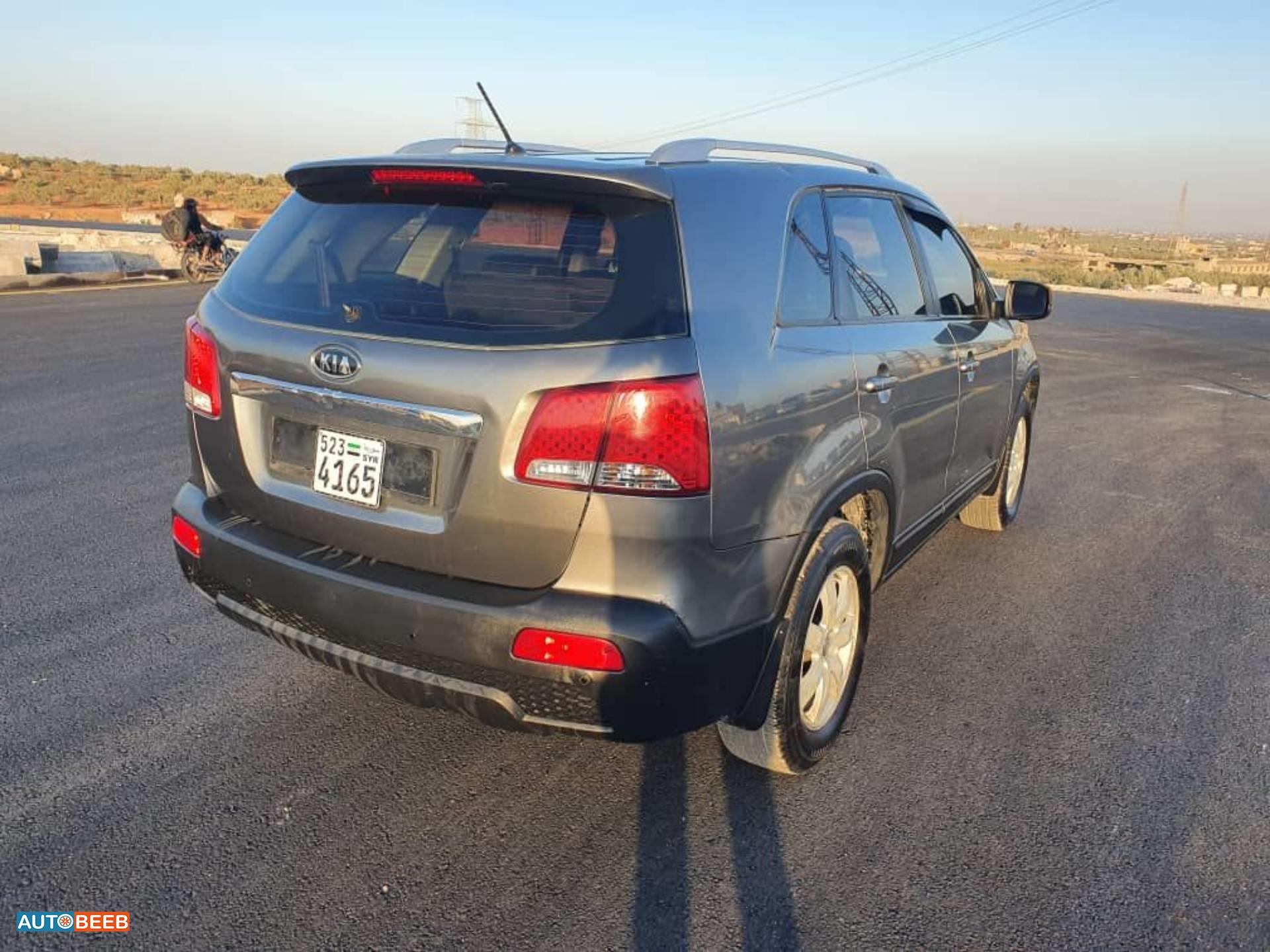 كيا سورينتو 2011