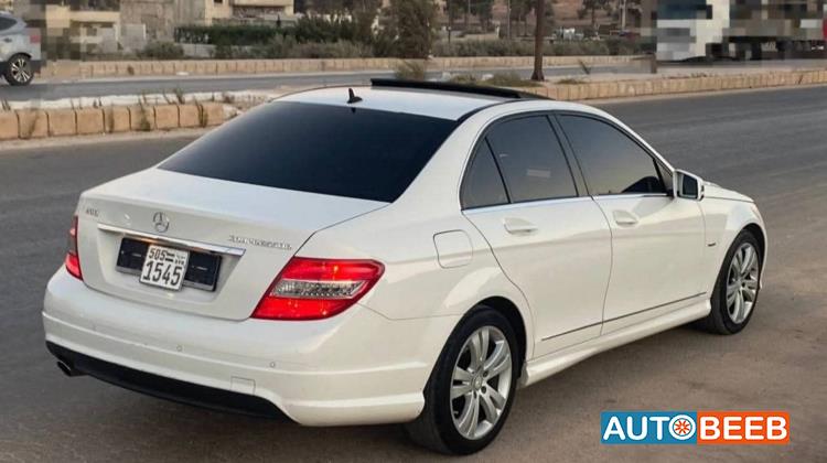 مرسيدس بنز C200 2011