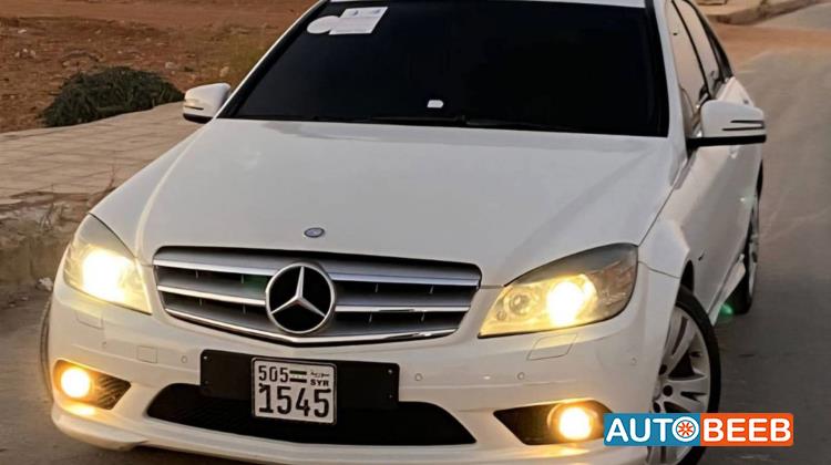 مرسيدس بنز C200 2011