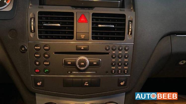 مرسيدس بنز C200 2011