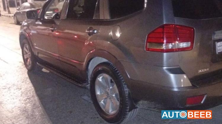 KIA Borrego - Mohave 2010