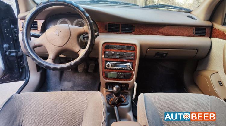 Iran khodro Samand 2009