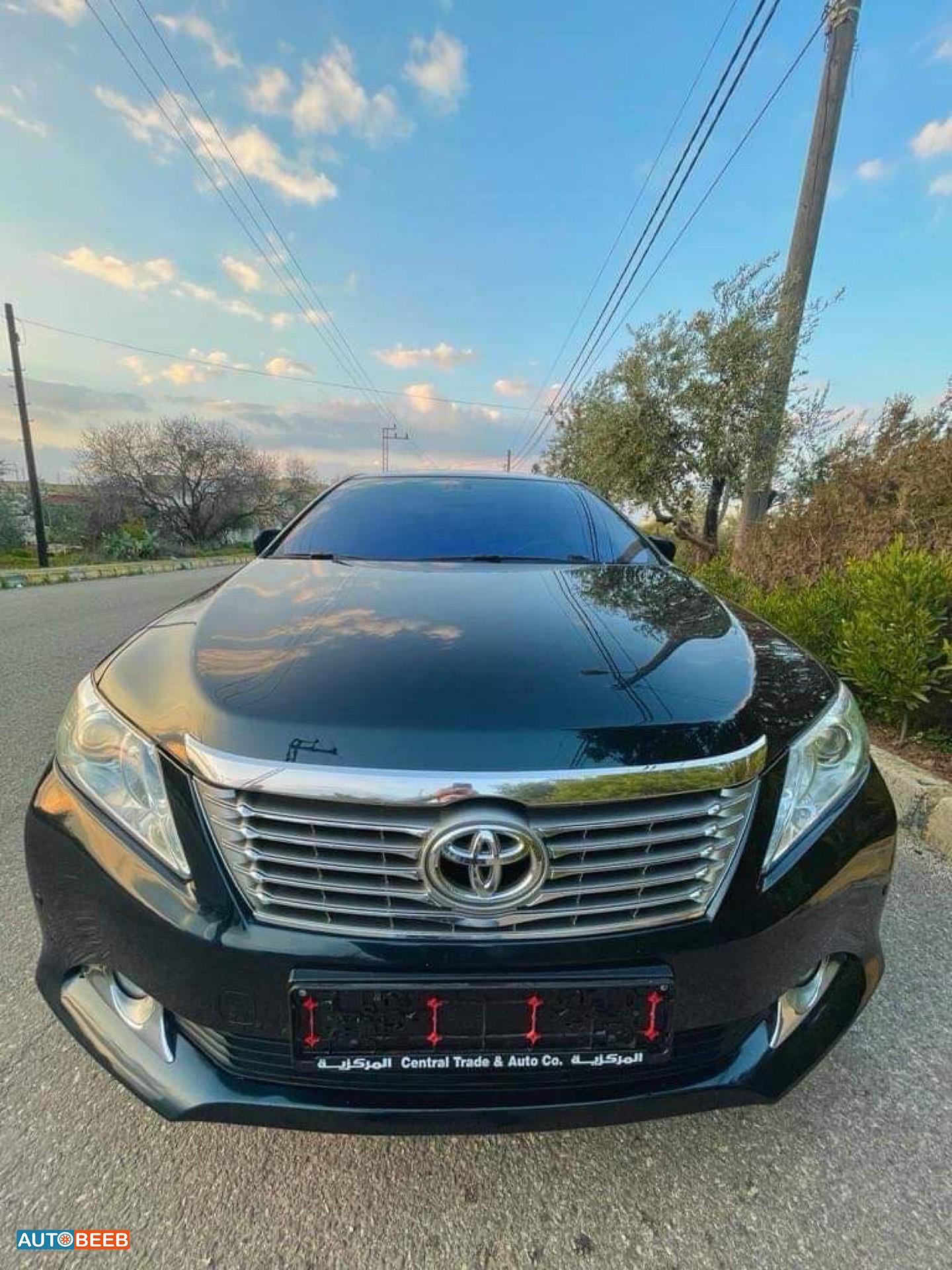 تويوتا كامري 2012