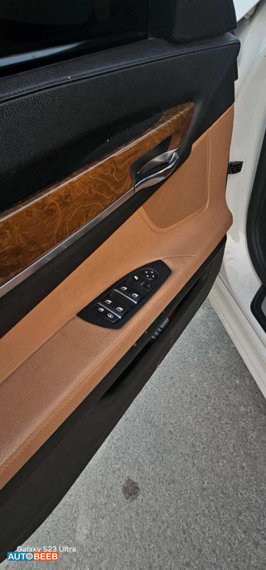 بي ام دبليو 730 2012