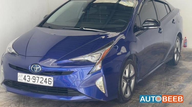 تويوتا بريوس 2016