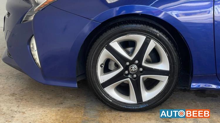 تويوتا بريوس 2016