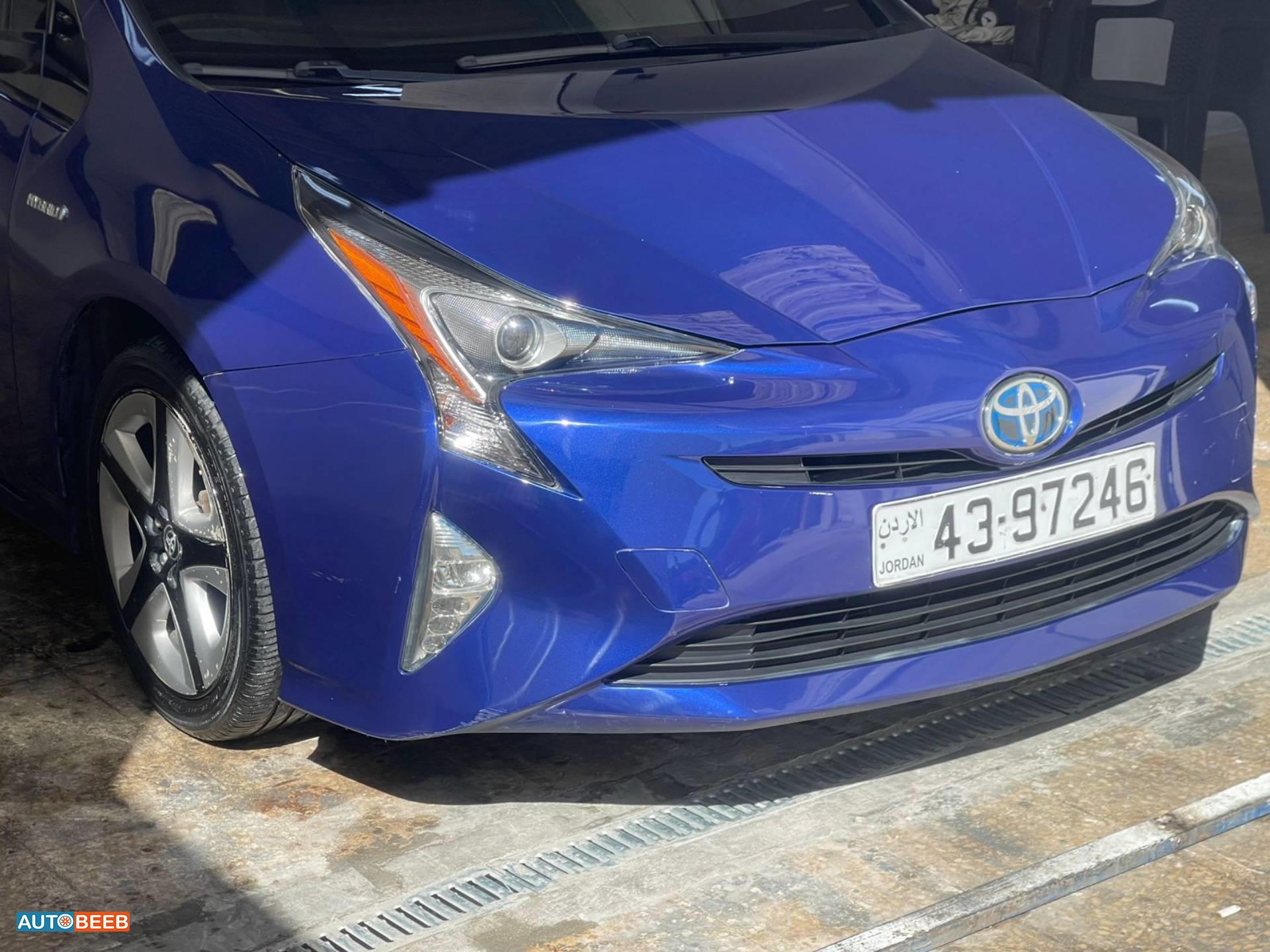 تويوتا بريوس 2016