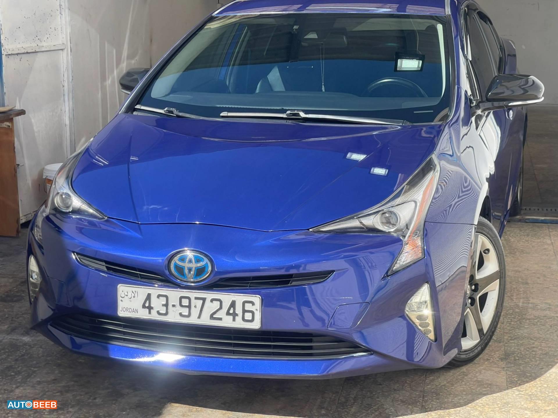 تويوتا بريوس 2016