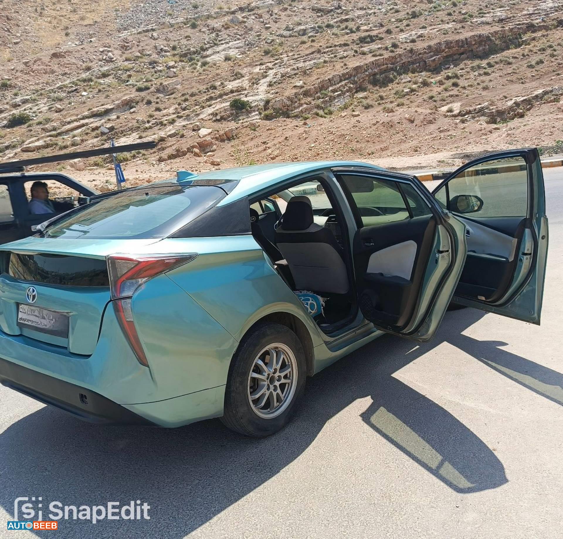 تويوتا بريوس 2017