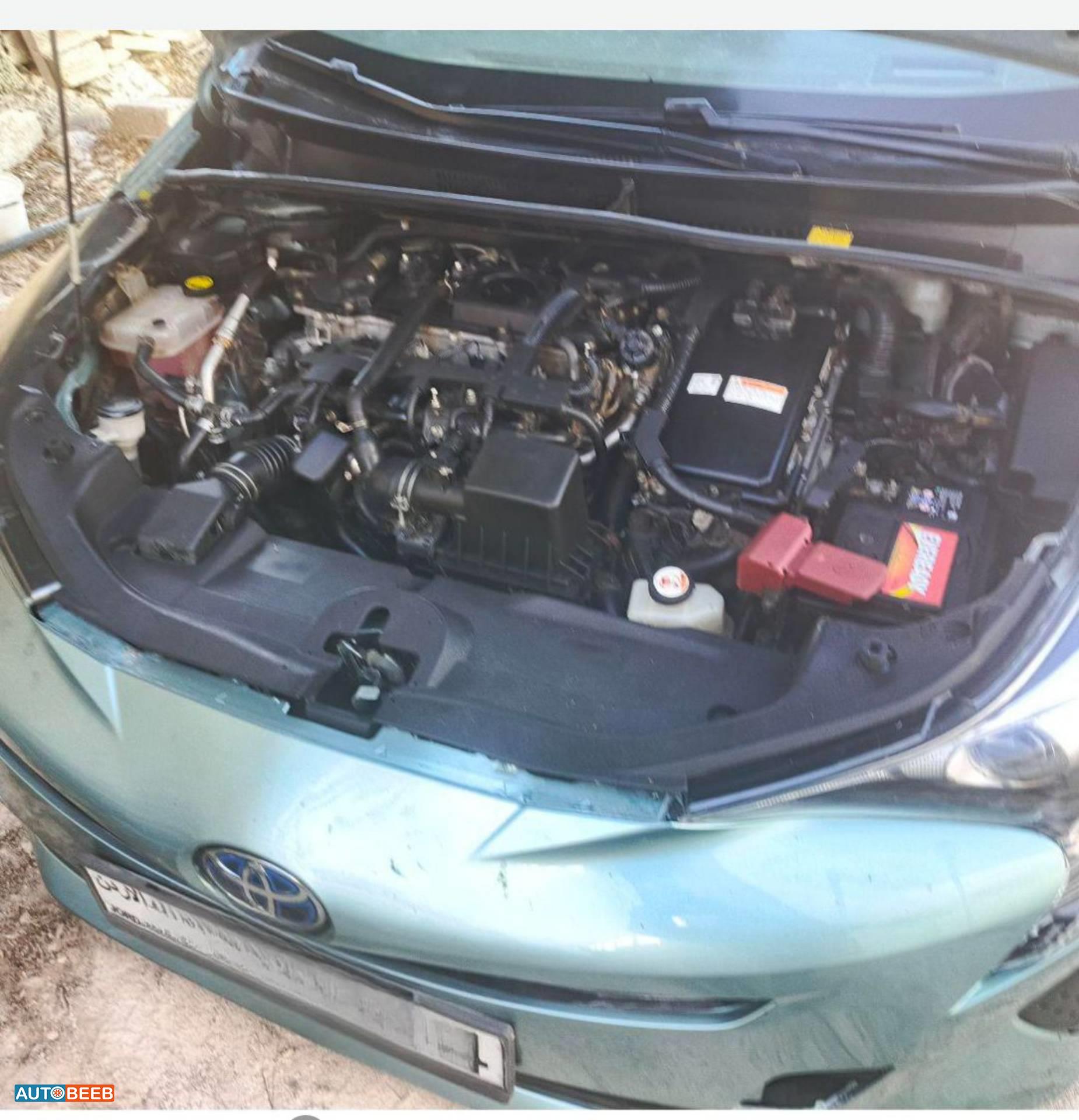 تويوتا بريوس 2017