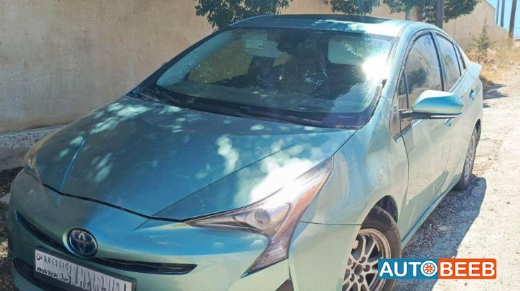 تويوتا بريوس 2017