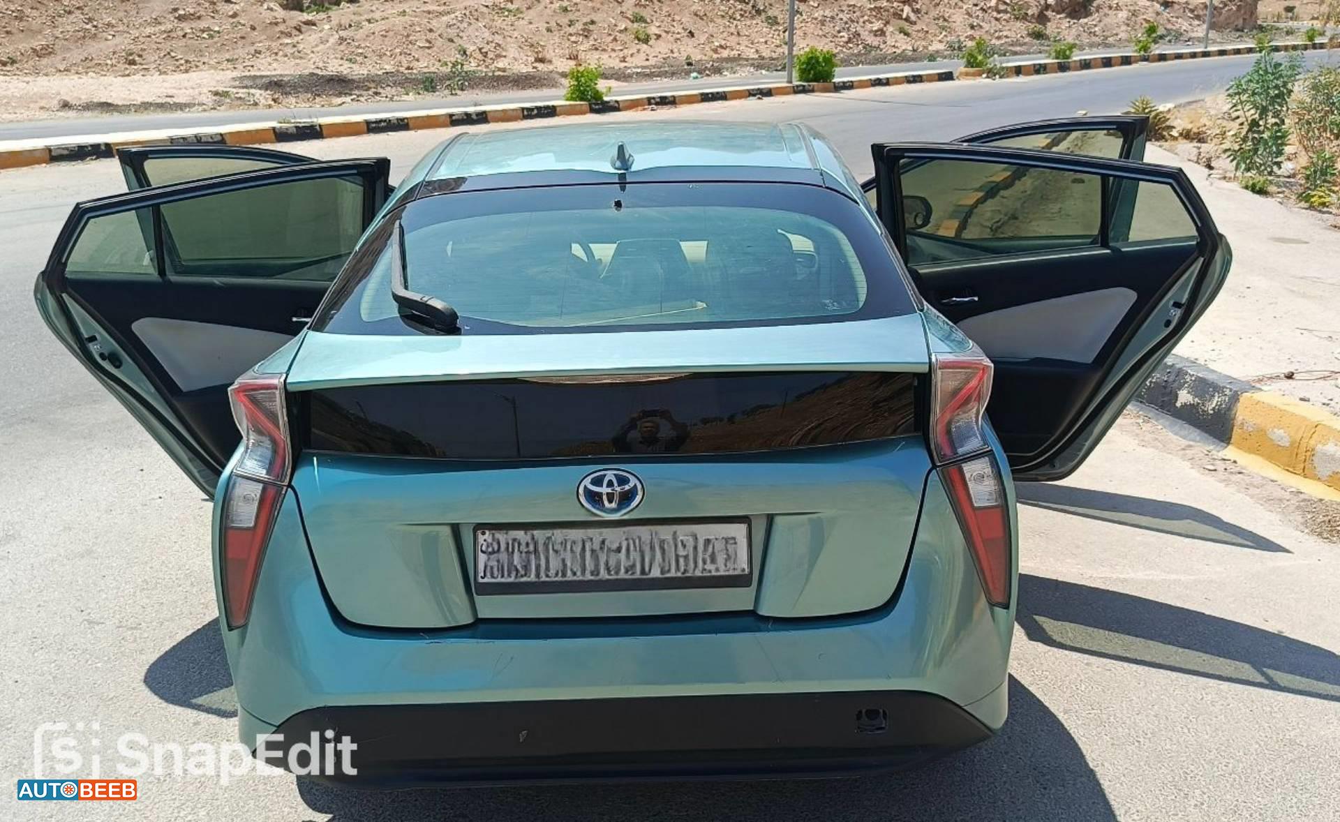 تويوتا بريوس 2017