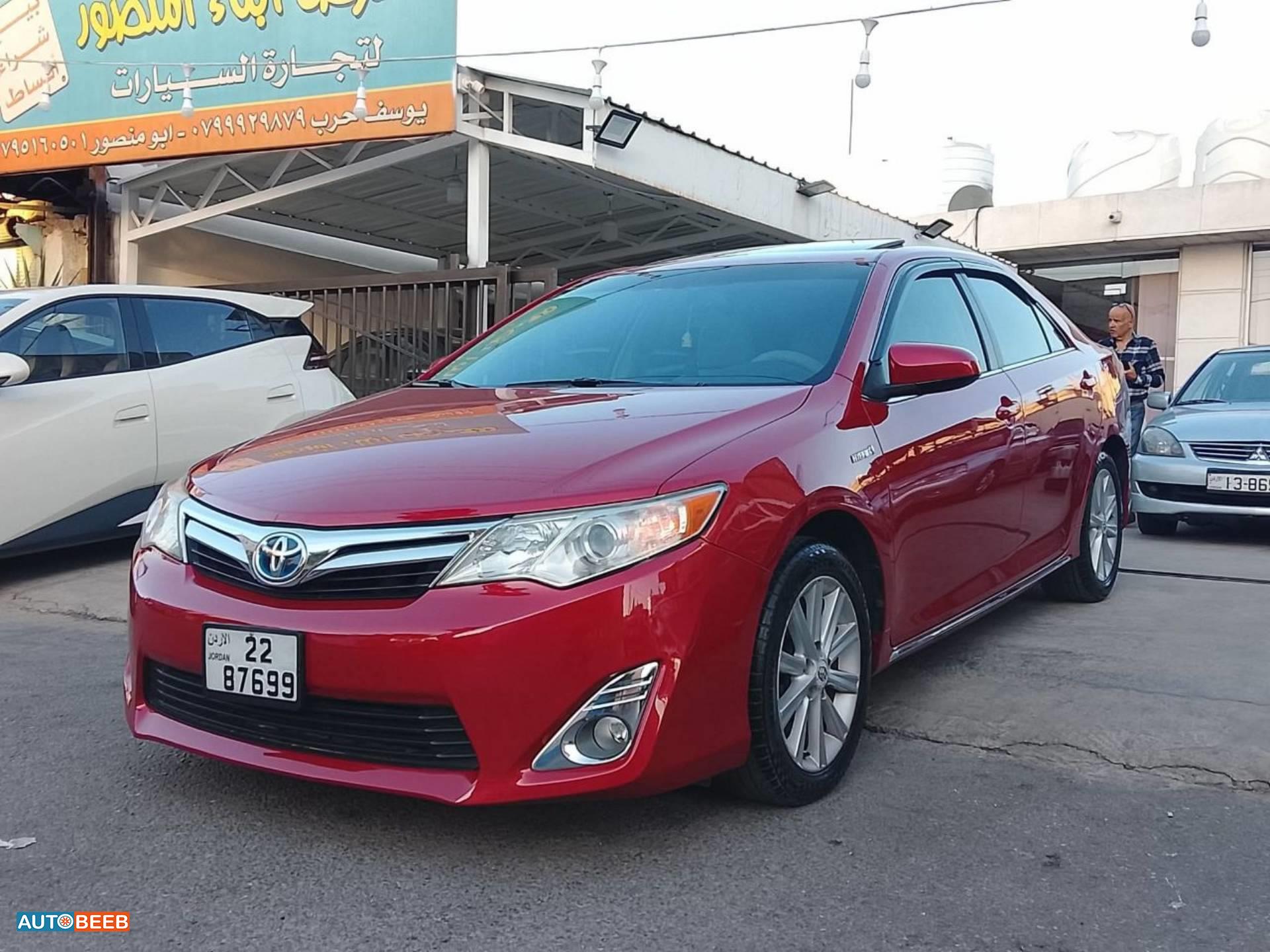 تويوتا كامري 2012