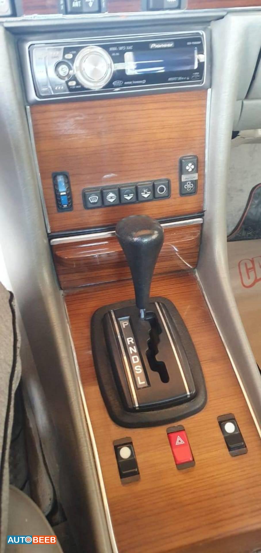 Mercedes Benz SL380 1982