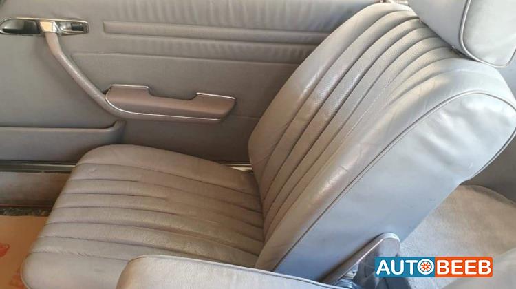 Mercedes Benz SL380 1982