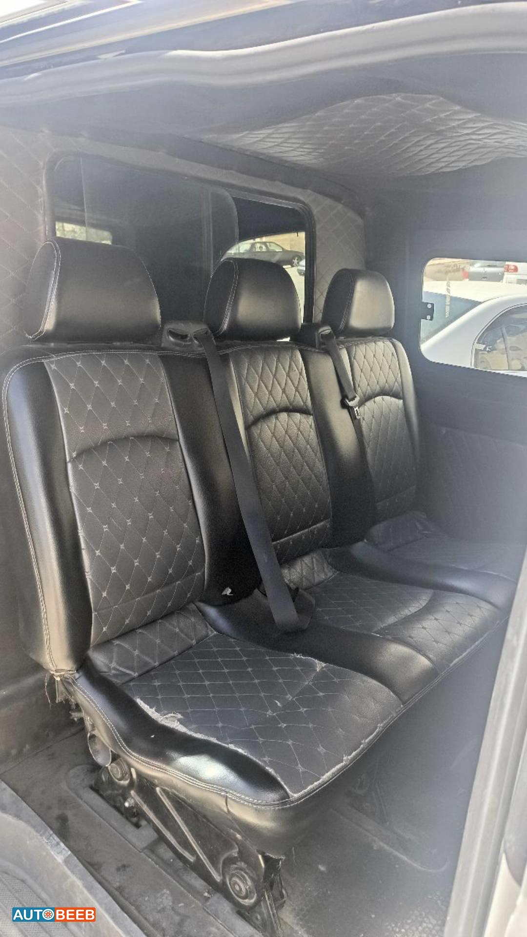 ميني باص مرسيدس بنز 2008