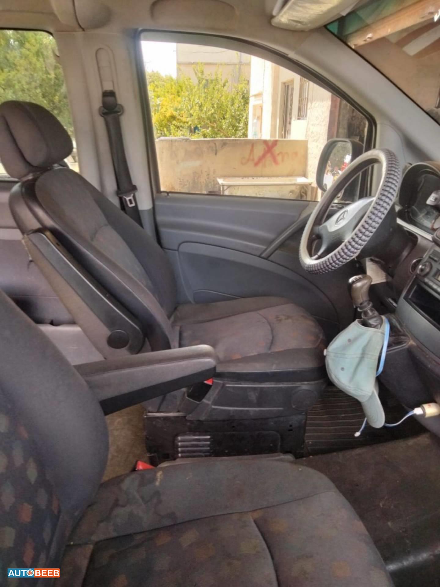 ميني فان مرسيدس بنز 2007