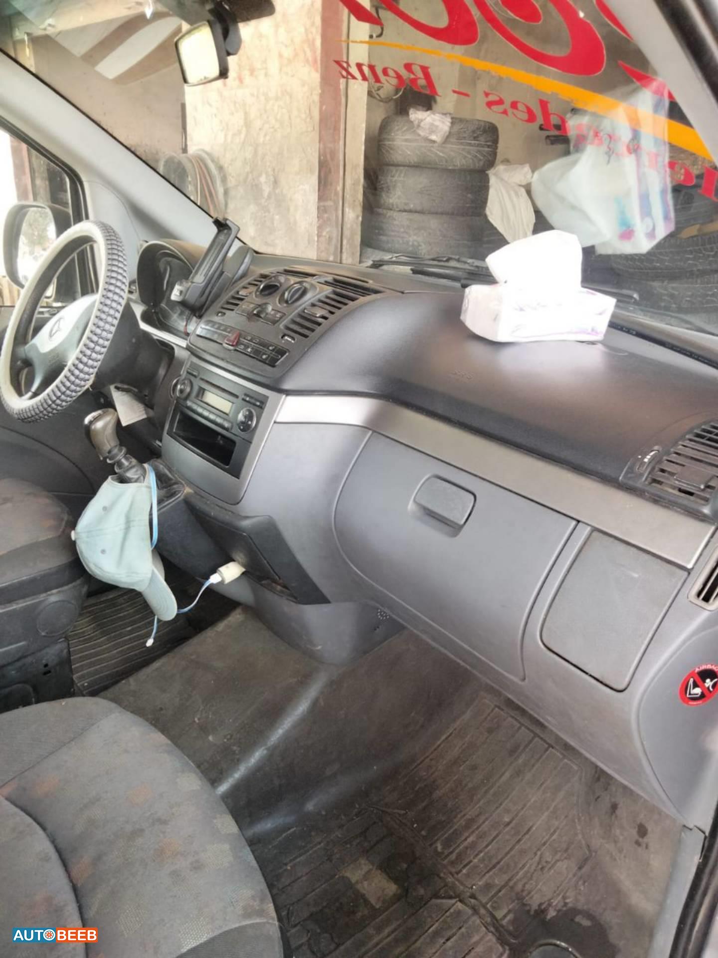 ميني فان مرسيدس بنز 2007