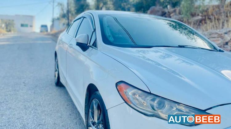 Ford Fusion 2017