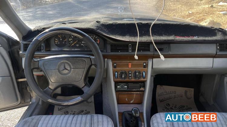مرسيدس بنز E200 1990