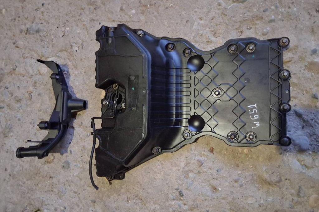 المحرك خزان الزيت مرسيدس بنز C220