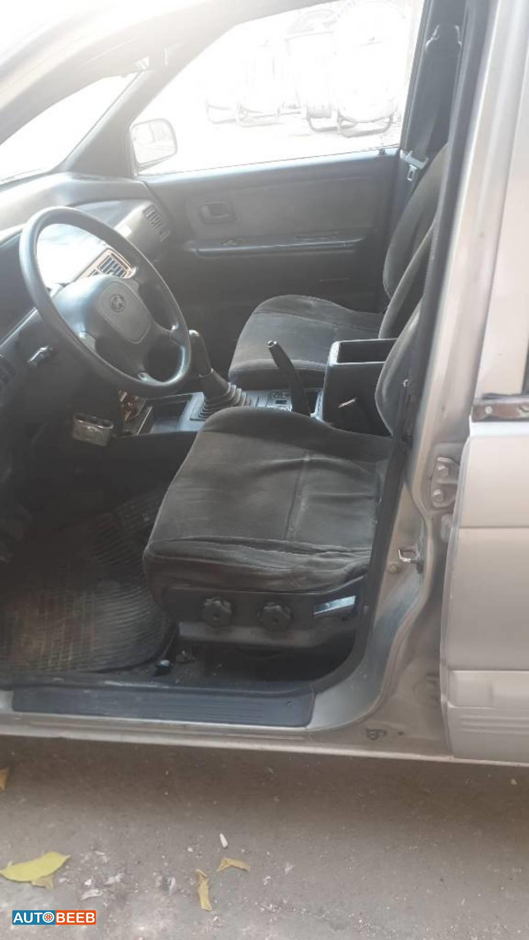 هيونداي سانتامو 2000