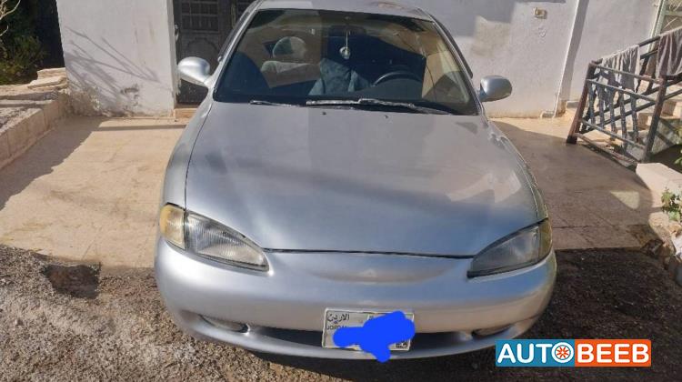 هيونداي افانتي 1996