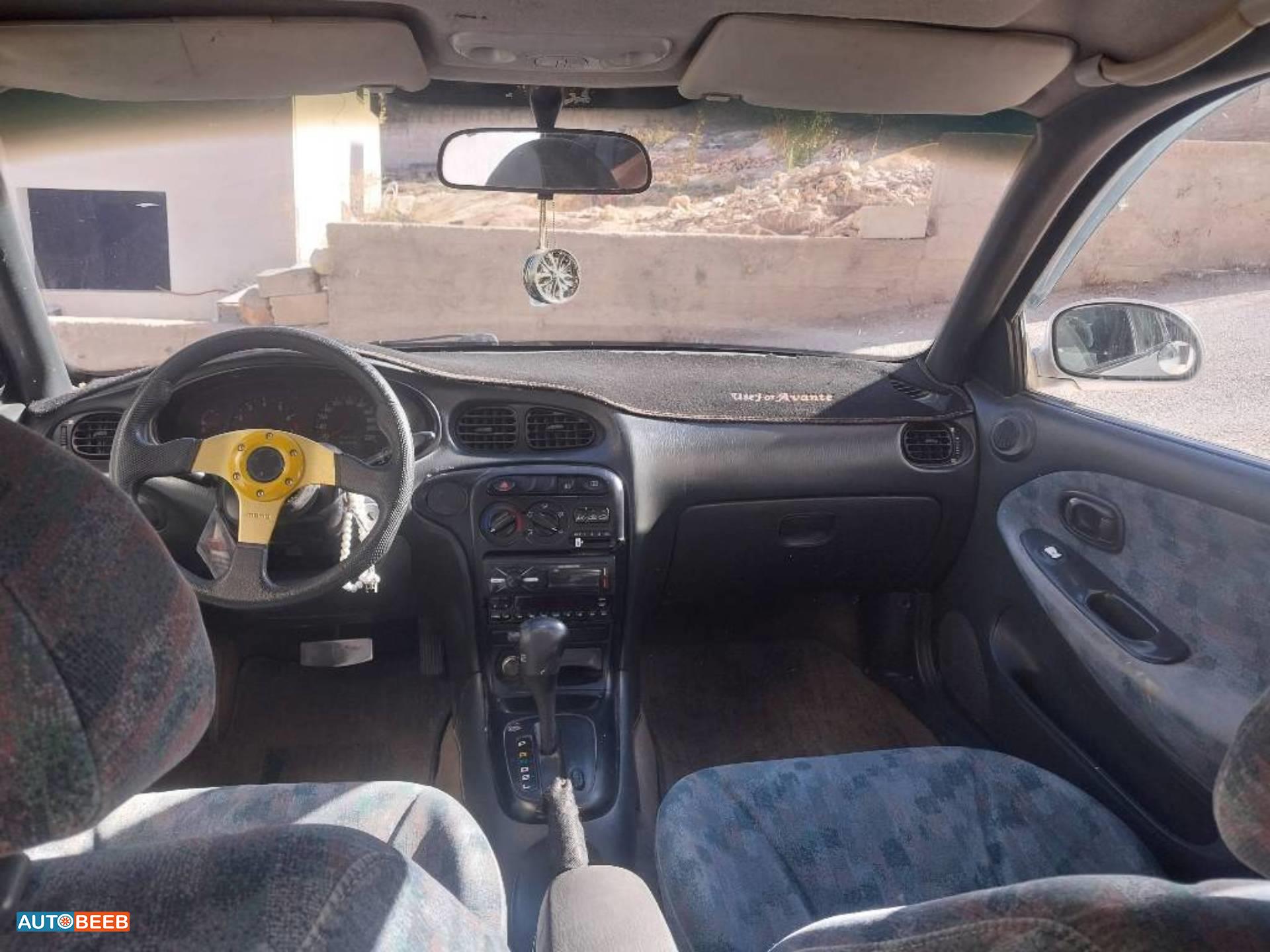 هيونداي افانتي 1996