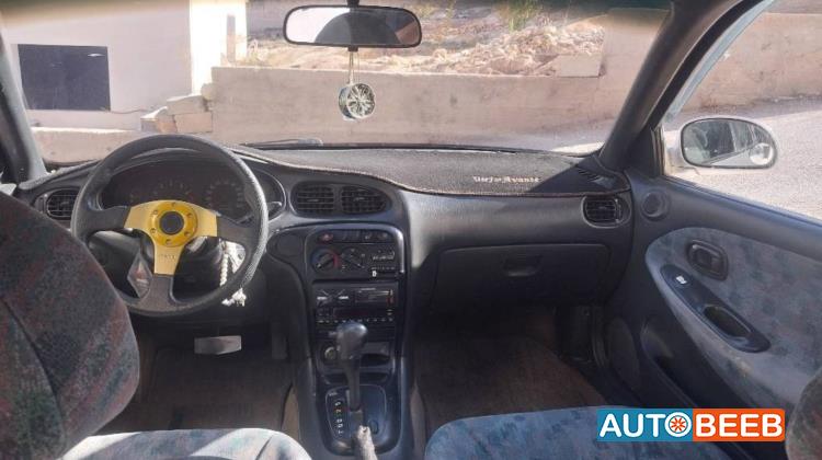 هيونداي افانتي 1996