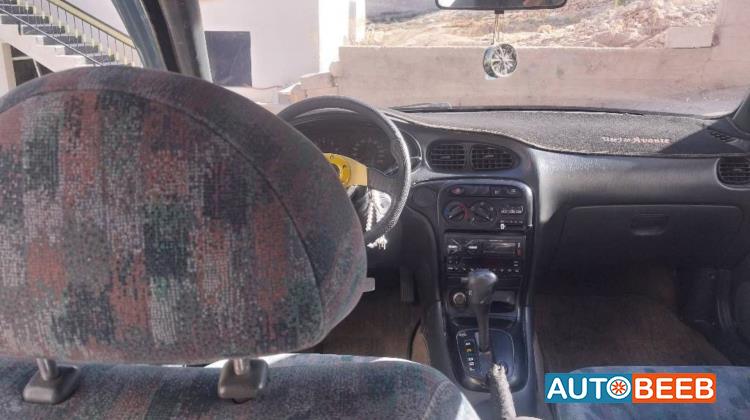 هيونداي افانتي 1996