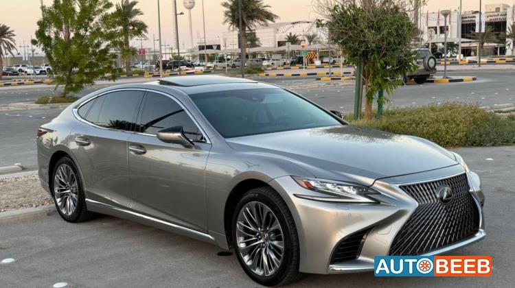 لكزس LS500 2018