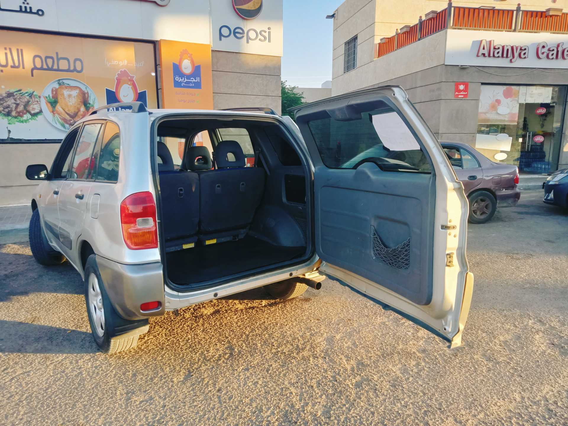 تويوتا راف فور 2003